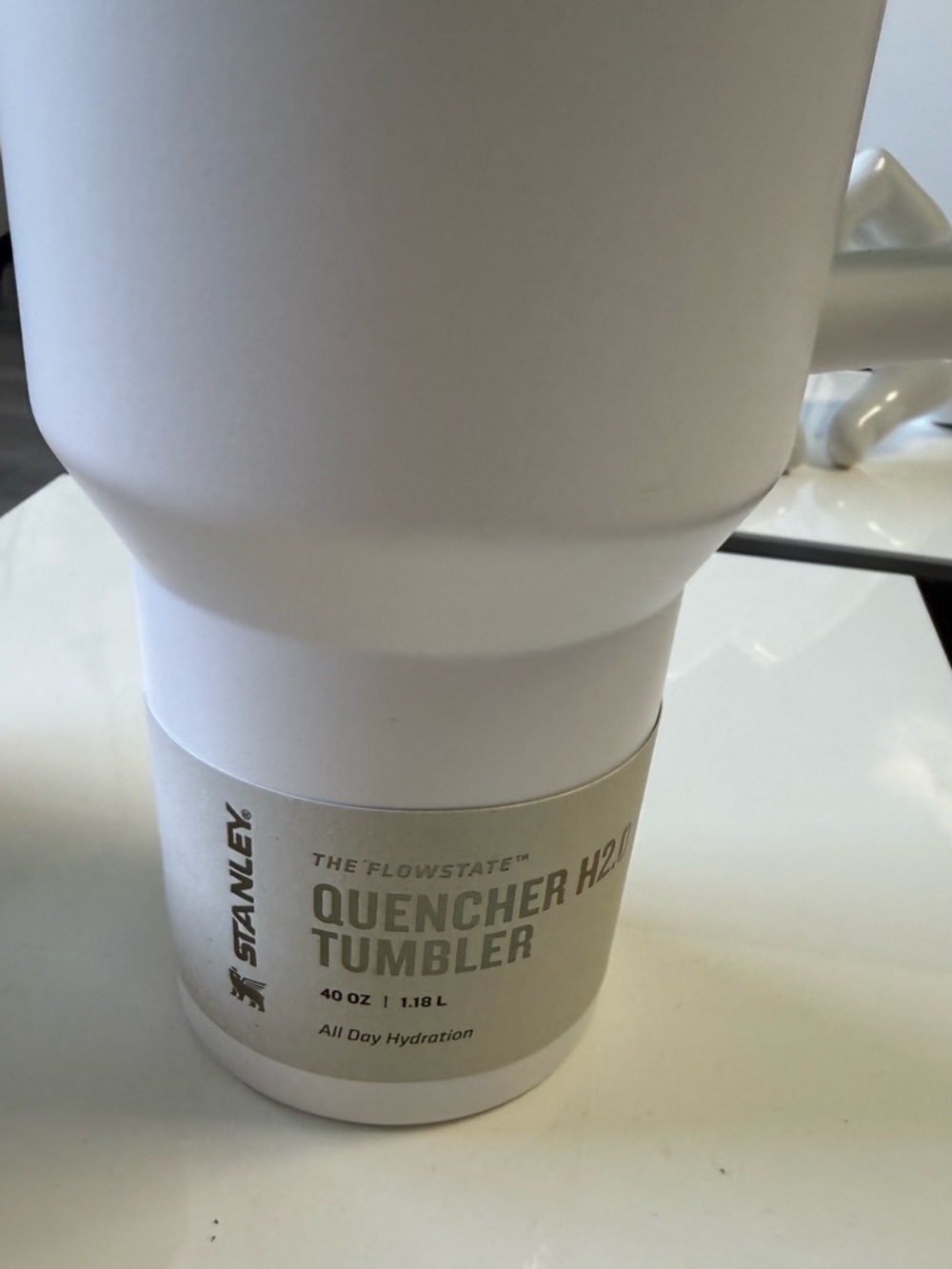 Stanley 40oz Quencher H2.0 Tumbler Foxwoods Edition (White) + Frog Straw Cover - Picture 6 of 12